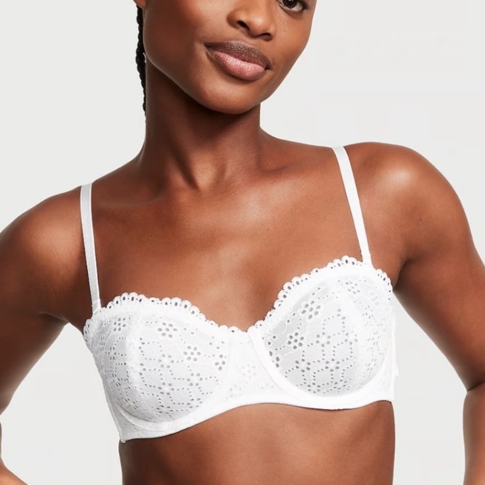 New! Victorias Secret Unlined Strapless Removable Strap Eyelet Bra 10339